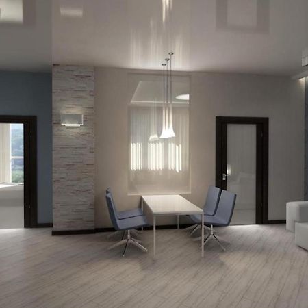 Admiral Apartment Kharkiv Exterior photo
