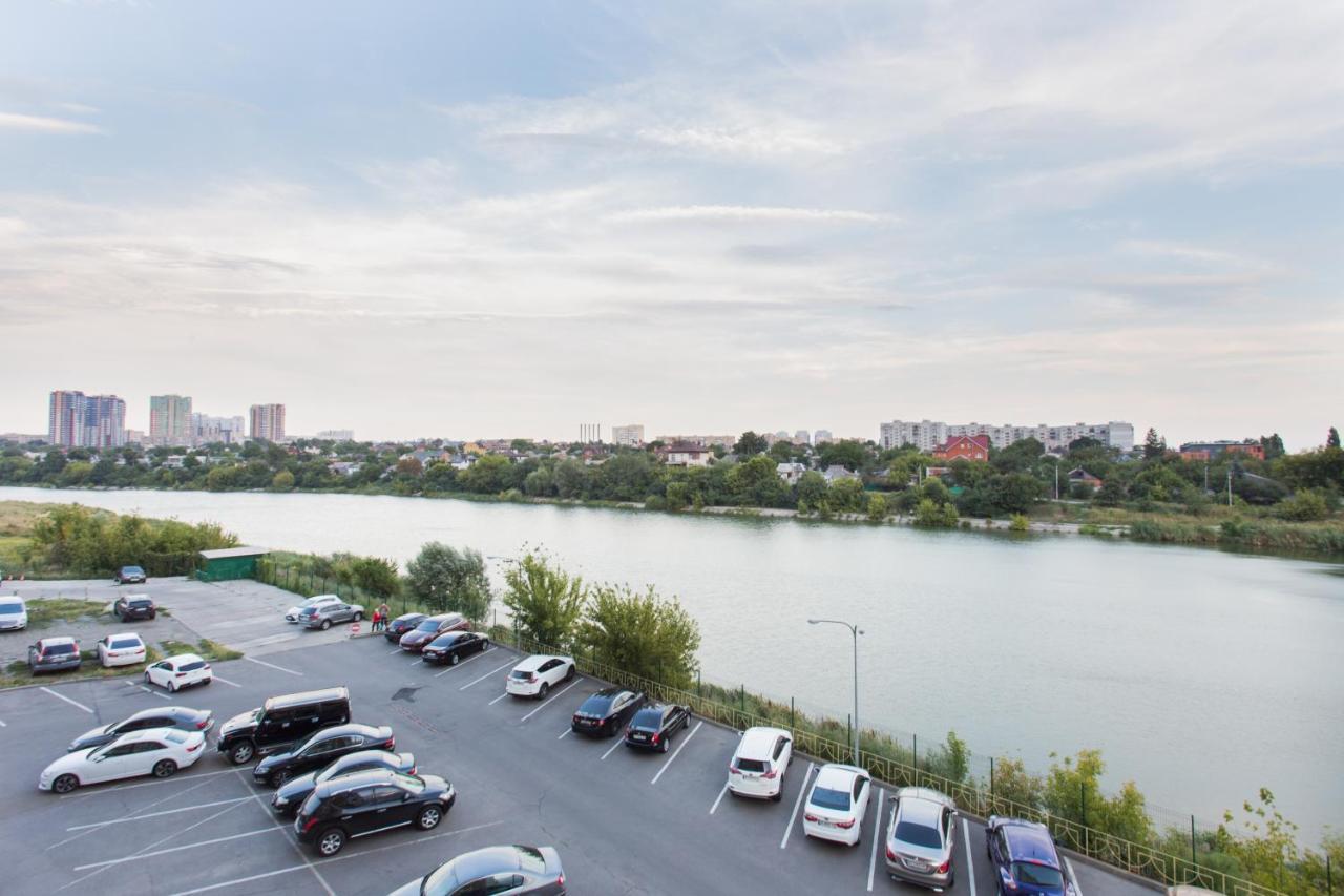Admiral Apartment Kharkiv Exterior photo